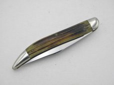 Queen Cutlery Co. #46 Fish Knife in Winterbottom Bone: 5 ” closed; 1958 -1960