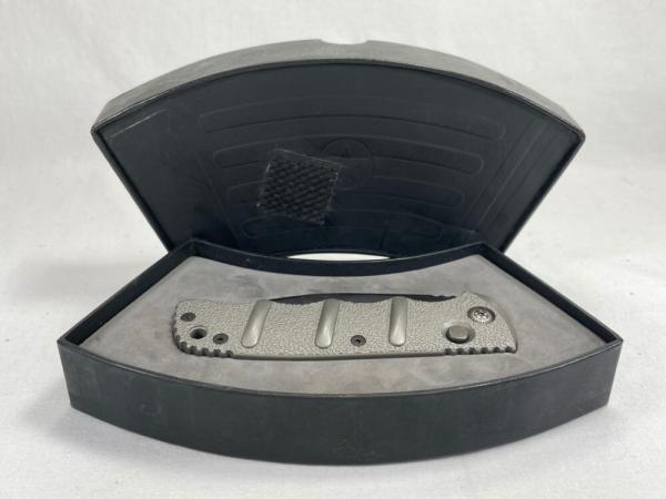 BOKER PLUS 01KALS74B Gray Drop Point Combo Automat Kalashnikov 74 MINT IN BOX (Z 47944) 