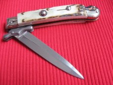 Italian MEDICI Style Stag Swing Guard STILETTO Switchblade Knife