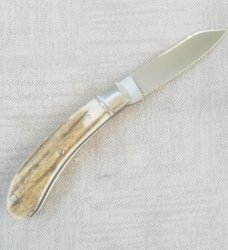 Ashley Harrison,UK maker,4" cld..Deer Stag and 01 tool steel..C70 fluted bolsters,liners and pins.