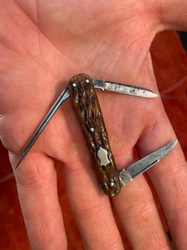 Keen Kutter Brown Bone K06443 1917-1920 Manicure knife Keen Kutter Brown Bone K06443 1917-1920 Manicure knife