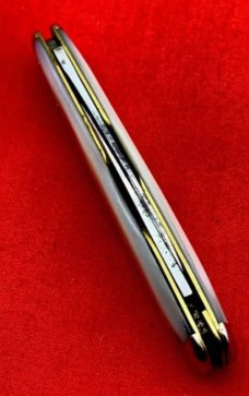 Vintage CATTARAUGUS CUTLERY Model No. 2343 2-Blade Equal End Oval Pen Pocket Knife c.1886-1963 MOP