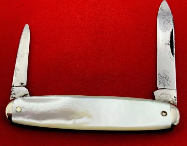 Vintage CATTARAUGUS CUTLERY Model No. 2343 2-Blade Equal End Oval Pen Pocket Knife c.1886-1963 MOP Vintage CATTARAUGUS CUTLERY Model No. 2343 2-Blade Equal End Oval Pen Pocket Knife c.1886-1963 MOP