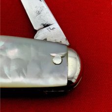 Vintage CATTARAUGUS CUTLERY Model No. 2343 2-Blade Equal End Oval Pen Pocket Knife c.1886-1963 MOP