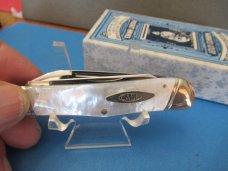 Case Classic 1992 W.R.Case & Sons Pearl Whittler Pattern # 83109