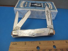 Case Classic 1992 W.R.Case & Sons Pearl Whittler Pattern # 83109