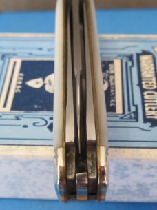 Case Classic 1992 W.R.Case & Sons Pearl Whittler Pattern # 83109