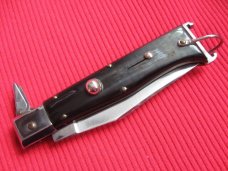 Vintage Italian Maserin & De Nardo Fulcrum Horn Switchblade Knife