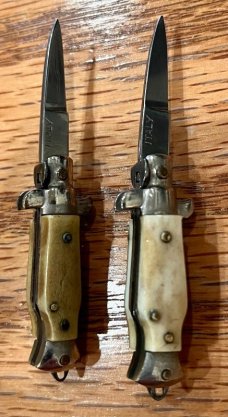 2 Broken Miniature Switchblade Knives, Vertical Inox & Italy Marks, Older Style, Stag Handles 
