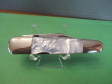 Parker Cut Co. Japan Mid Lock Pearl Whittler 