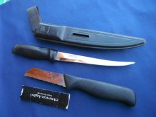 Lot of 3 outdoors knives; Stainless Steel Fillet Knife from Fiskars USA w/ Original Sheath+2 more!!!