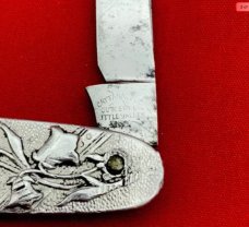 Vintage CATTARAUGUS Model 2014 Embossed Metal Shadow Pen Folding Pocket Knife c.1886-1963 