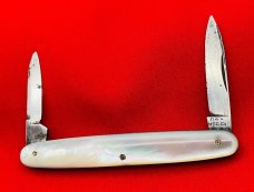 Vintage HUMASON amp BECKLEY Equal End Shadow Pen Folding Pocket Knife c1852-1916 Mother-of-Pearl 