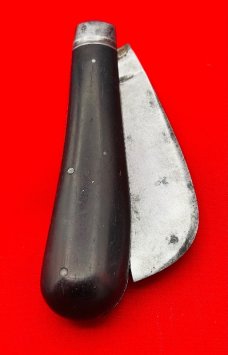 Vintage NEW YORK KNIFE CO Model No.142 Hawkbill Pruner Folding Pocket Knife Redwood c.1856-1931