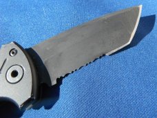 GERBER 06 AUTOMATIC, Tanto Blade, opens smooth, Locks Tight, Safety Lock.   Made in USA!!!!