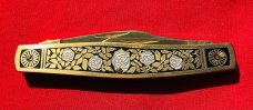 Fight’n Rooster Gold Plated 3-Blade Premium Stock Pocket Knife “White Roses” #176 of 400 MINT