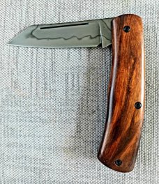 LaRock Custom Native Knife, Desert  ironwood scales, screws no pins, 4" closed w/Hamon, W2, boxed