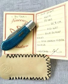 Vincenzo Balistreri Mini Zulu..3 5/8"..440C..Blue Burlap micarta, red liners..Fluted..coa/ slip 