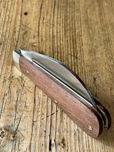 A Wright & Son Hawksbill Pruning Knife with Rosewood Scales and Hawksbill Blade