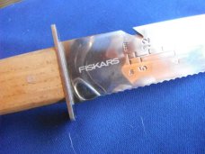 Fiskars Hori Hori 12" Garden Knife Planting Tool Stainless Steel w/ Sheath