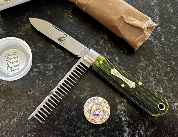 Great Eastern Cutlery Tidioute #152221 Urban Jack, Spring Green Jigged Bone Handle, New (GEC 15) Great Eastern Cutlery Tidioute #152221 Urban Jack, Spring Green Jigged Bone Handle, New (GEC 15)