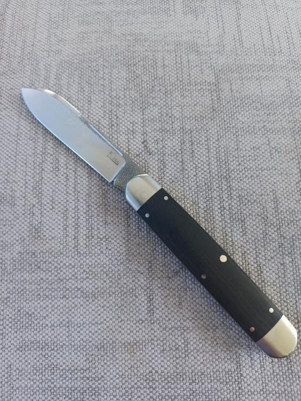 Klassic Kroo African Blackwood..Equal end spear..3.6" Closed..SS bolsters and liners..coa and slip 