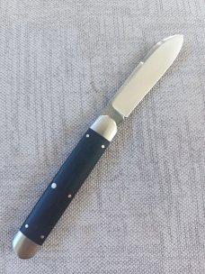 Klassic Kroo African Blackwood..Equal end spear..3.6" Closed..SS bolsters and liners..coa and slip 