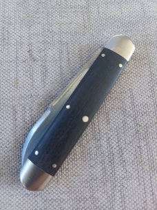 Klassic Kroo African Blackwood..Equal end spear..3.6" Closed..SS bolsters and liners..coa and slip 