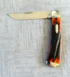 Tobin Hill Amber cured Sambar Stag..4.5" closed..Cpm154..fluted bolsters..end caps and filework 