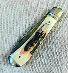 Tanner Couch Rabbit Skinner Trapper..Stag and Feather Damascus..4 5/8" closed..Fluted and all integr