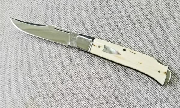D.R.,David, Davis Mammoth ivory Slimline Lockback,little over 4.".52100..fluted...vine filework D.R.,David, Davis Mammoth ivory Slimline Lockback,little over 4.".52100..fluted...vine filework