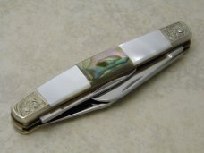 Parker Cut. Co. Japan 1002-MOP Pearl "Christmas 1983" Stockman Knife in Box