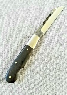 Klassic K'roo  Wharnie Barlow Easy Open.3.75" N690..brut de force ..Zebrawood Scales..Scagel cut