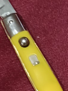 Vintage Shur Snap Fishtail switchblade. 