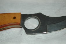 White Knuckler Fixed Blade New with Cloth Container Classic Convertible III