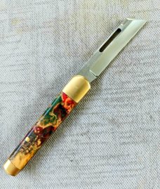 K'roo Custom Sheepsfoot Sleeveboard,3.75"N690..brut de force  look...Dyed Maple & Brass.Scagel cut
