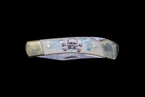 Hand Etched Skull and Crossbones Design Scrimshaw Collection on Bovine Bone Large Pocket Knife