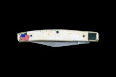 Etched Eagle Vertical Colored Design Scrimshaw Collection Medium Dual Blade Pocket Knife
