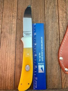 Moore Maker Fixed Blade Yellow Rose Smooth Bone 2018