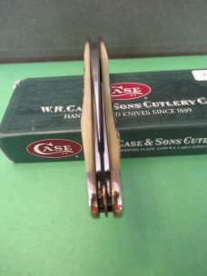 Case XX 2002 Vintage Bone Seahorse Whittler  Pattern # V6355WH SS