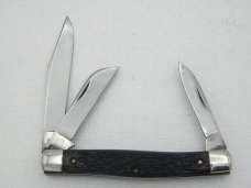 Queen Cutlery #16 Stockman, 1945 - 1948, 3 3/8” closed, Rogers bone handles