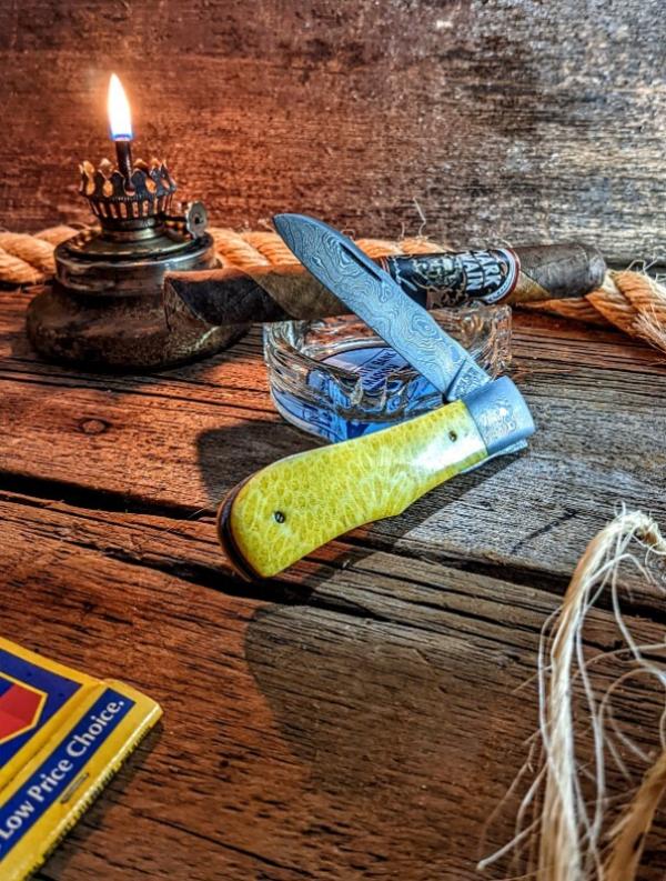 Excelsior Knife Company - THE KRAKEN - Yellow Brain Coral Handles - JSR Frontier Knives Exclusive Excelsior Knife Company - THE KRAKEN - Yellow Brain Coral Handles - JSR Frontier Knives Exclusive