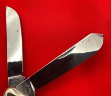FIGHT’N ROOSTER 2-Blade Bar Style Trapper Pocket Knife Christmas Tree Scales Skinner/Spey Version