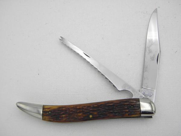 Queen Cutlery #19 Fisherman’s Knife:  5” closed, 1950, Rogers bone handles with no chips or cracks, 
