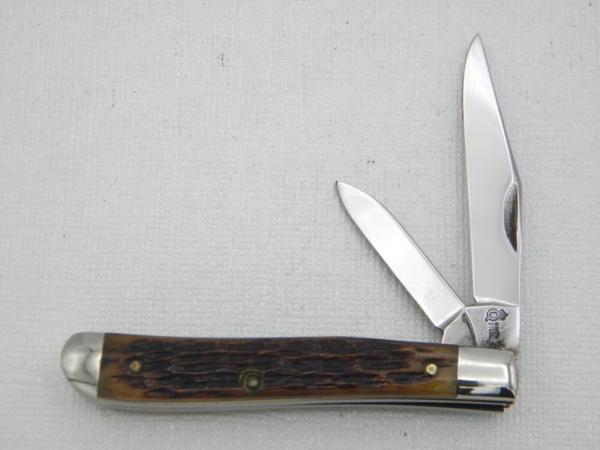 Queen Cutlery #14 peanut jack with Rogers Bone handles:  2 3/8” closed, circa 1956, stainless steel 