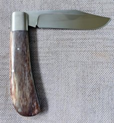 Johan du Plessis Giraffe Bone Lanny..4 25" closed N690... long pull...steel bolsters.coa/pouch 
