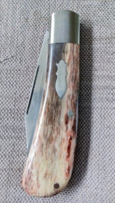 Johan du Plessis Giraffe Bone Lanny..4 25" closed N690... long pull...steel bolsters.coa/pouch 