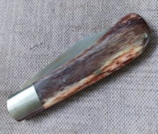 Johan du Plessis Giraffe Bone Lanny..4 25" closed N690... long pull...steel bolsters.coa/pouch 