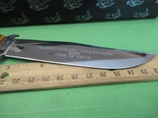 Queen Cutlery Collectors 2005 Brown Bone Fixed Blade 1 of 50 