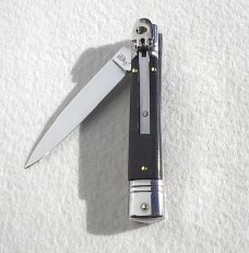NOS AKC 8" CLASSIC SLIM LEVER LOCK SWEDGE BLADE, GENUINE AFRICAN EBONY WOOD MANIAGO ITALY